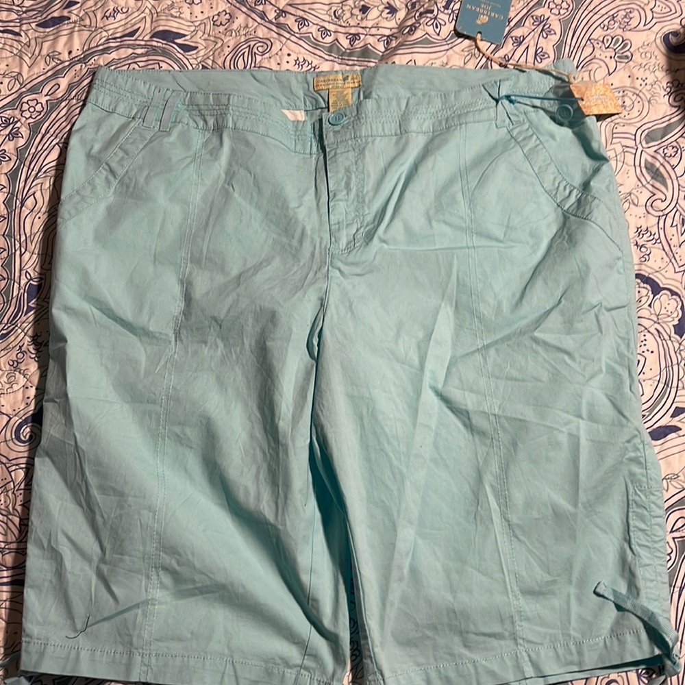 NEW Caribbean Joe woman's 18W white bermudas
